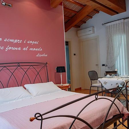 Rosa Del Grappa Bed & Breakfast ภายนอก รูปภาพ